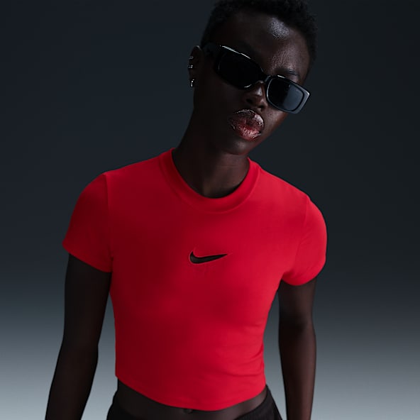 Nike tee red deals